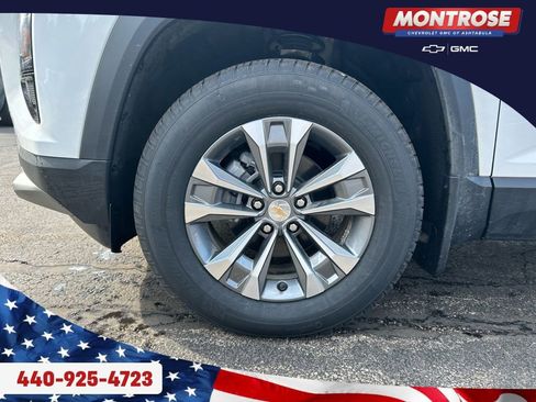 New 2026 Chevrolet Equinox LT w/ Convenience Package II image 32