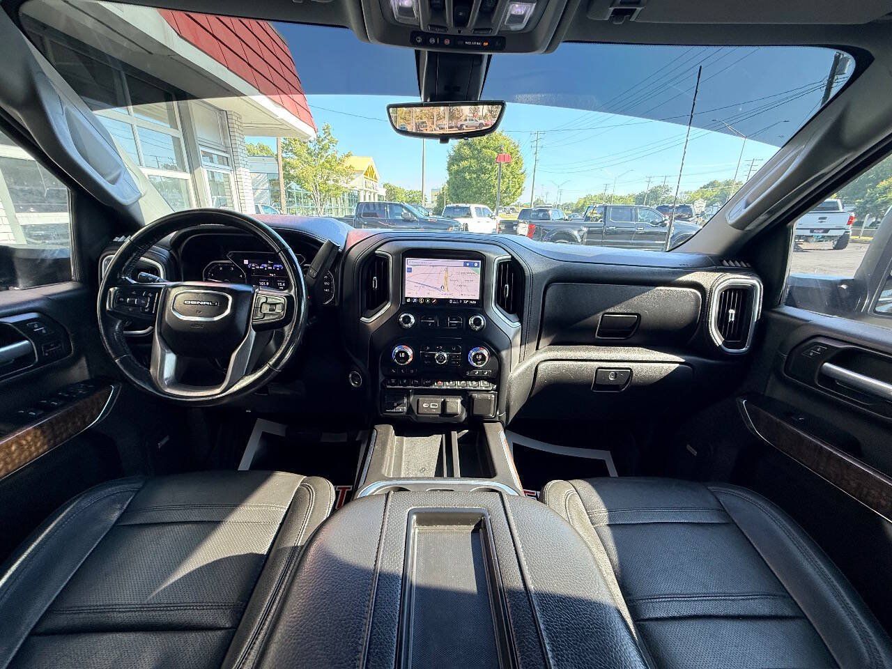 Used 2021 GMC Sierra 2500 Denali w/ Denali Black Diamond Edition AWD/4WD image 37