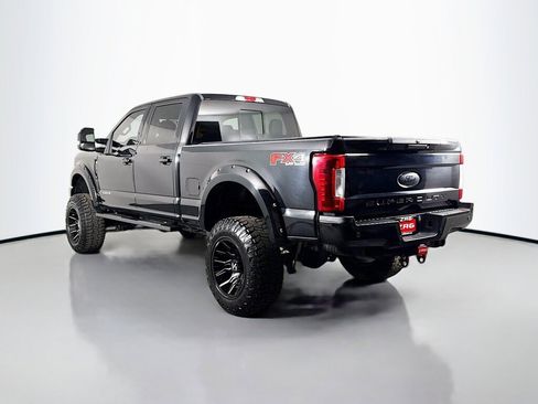Used 2017 Ford F250 Lariat w/ FX4 Off-Road Package image 3
