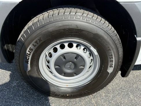 New 2025 Mercedes-Benz Sprinter 2500 image 17