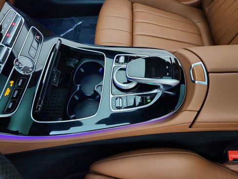 Used 2018 Mercedes-Benz E 400 Coupe image 18