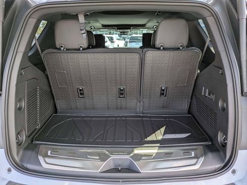 New 2026 Chevrolet Tahoe High Country AWD/4WD image 13
