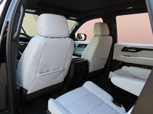 New 2026 Chevrolet Tahoe Premier w/ Sun And Tow Package AWD/4WD image 26