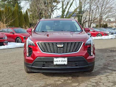 Used 2023 Cadillac XT4 Luxury w/ Cold Weather Package AWD/4WD image 2
