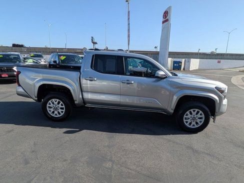 Used 2024 Toyota Tacoma SR5 RWD image 4