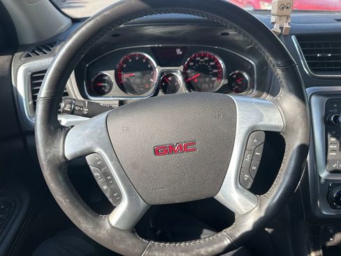 Used 2017 GMC Acadia Limited SLT image 15