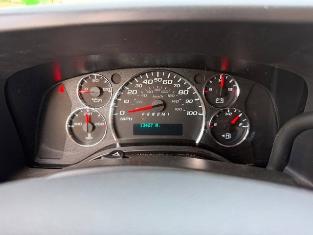 Used 2025 GMC Savana 2500 w/ Driver Convenience Package RWD image 30