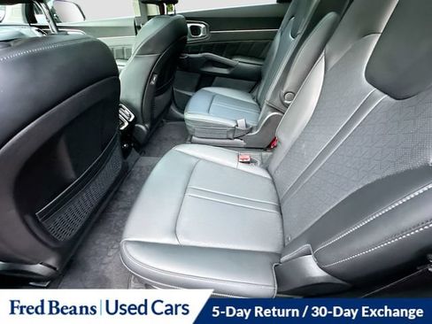 Used 2023 Kia Sorento SX AWD/4WD image 31