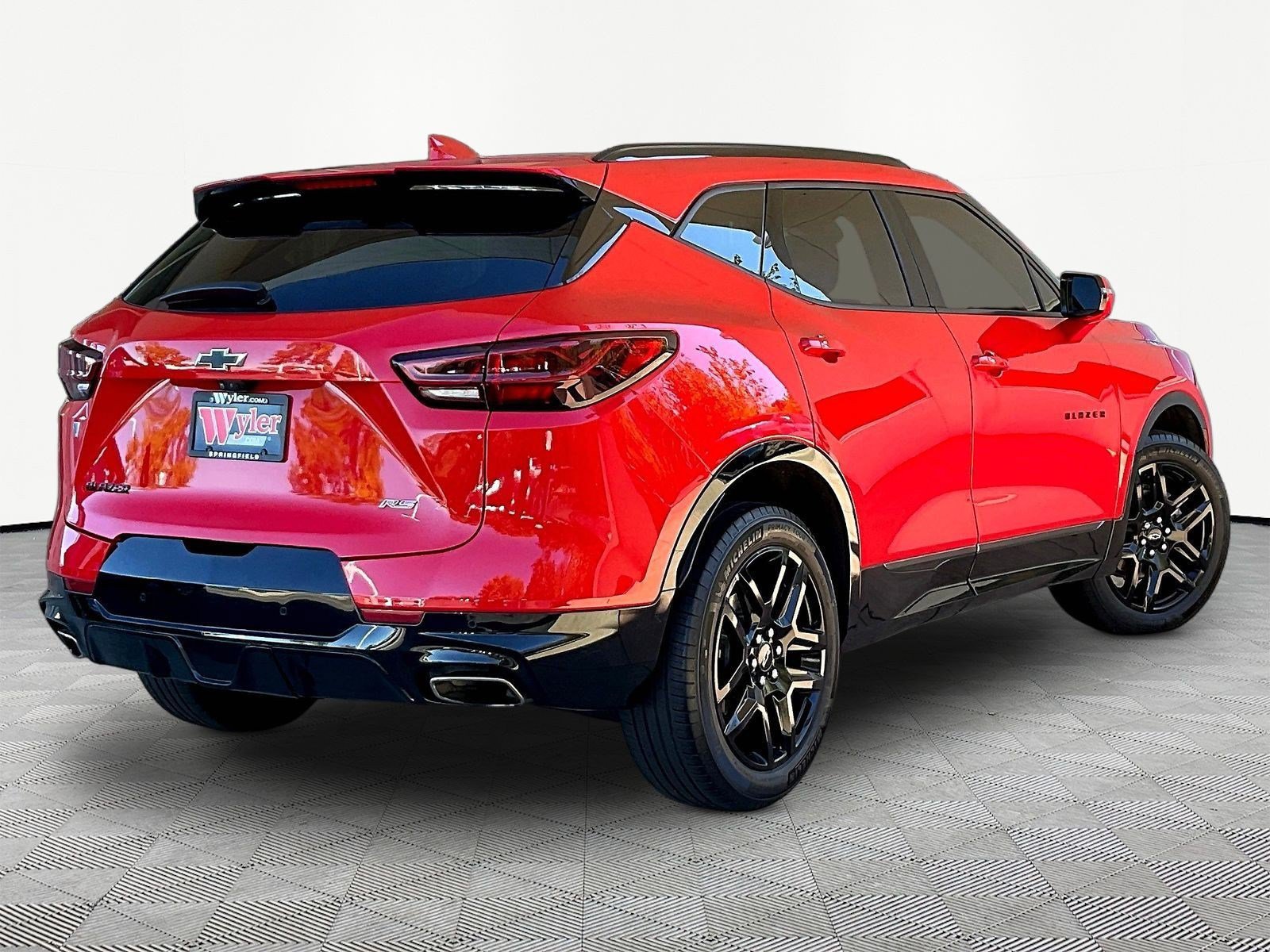 Used 2023 Chevrolet Blazer RS w/ Driver Confidence II Package FWD image 6