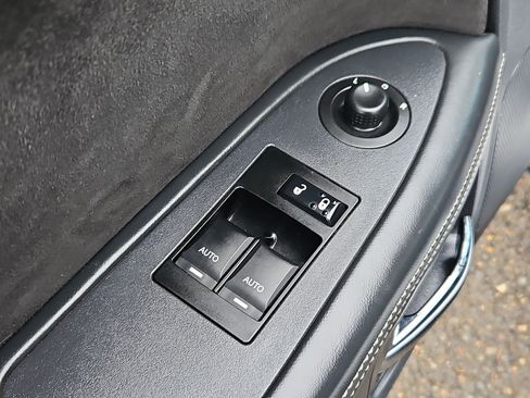 Used 2012 Dodge Challenger SRT8 w/ Premium Sound Group image 10