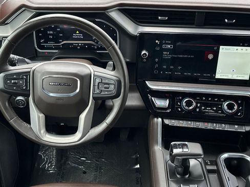 Used 2023 GMC Sierra 1500 Denali w/ Technology Package AWD/4WD image 14