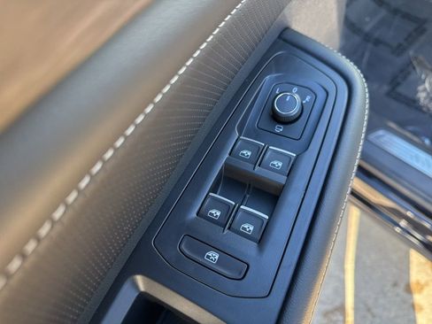 New 2026 Volkswagen Atlas SEL Premium R-Line AWD/4WD image 11