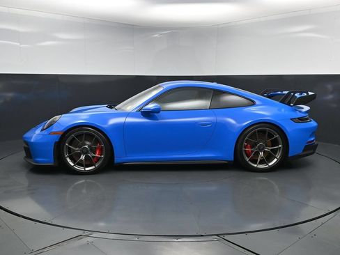Used 2022 Porsche 911 GT3 RWD image 2