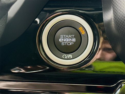 Used 2025 RAM 2500 Limited image 9