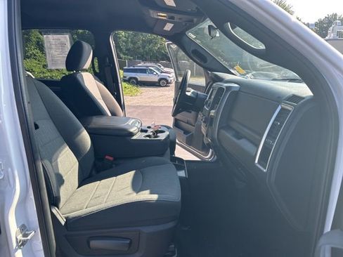 Used 2024 RAM 1500 Classic Warlock image 29