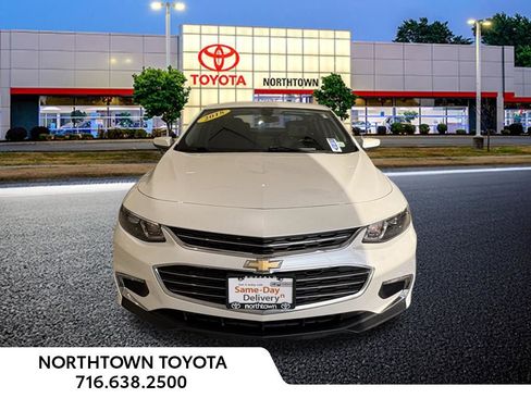 Used 2018 Chevrolet Malibu LT image 5