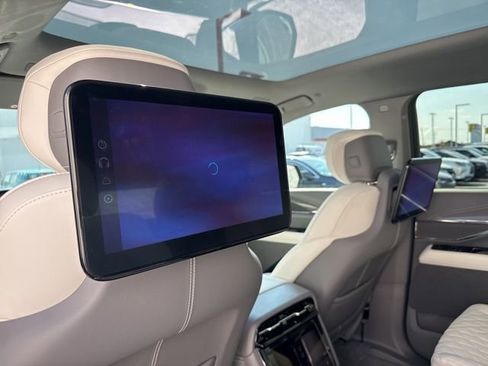 Used 2025 Cadillac Escalade IQ Luxury 1 image 11