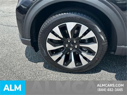 Certified 2026 Ford Explorer Platinum w/ LUX Leather Package AWD/4WD image 12