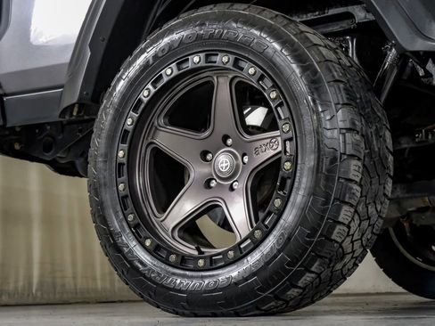 Used 2020 Jeep Gladiator Sport w/ Quick Order Package 24S image 51