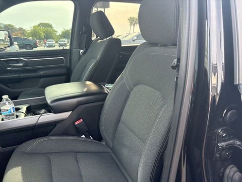 Used 2019 RAM 1500 Big Horn AWD/4WD image 11