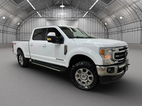 Used 2022 Ford F250 Lariat AWD/4WD image 8
