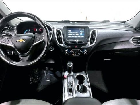Used 2018 Chevrolet Equinox LT image 7