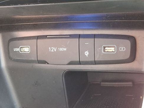 Used 2024 Hyundai Santa Cruz Limited image 25