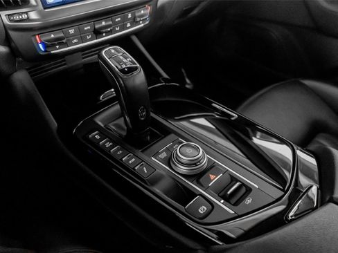 Used 2022 Maserati Levante GT image 36