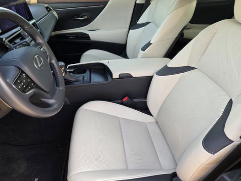 Used 2024 Lexus ES 350 w/ Premium Package FWD image 32