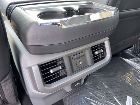 New 2025 Ford F150 Lariat w/ Equipment Group 502A High image 9