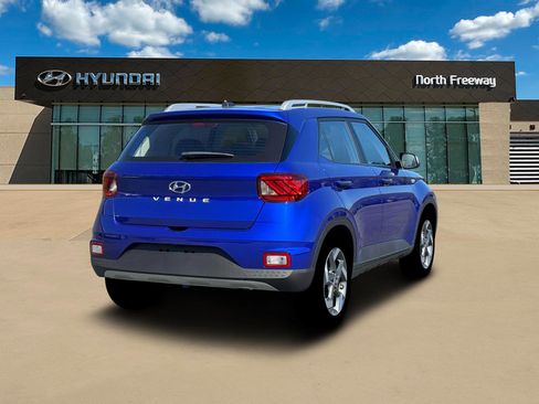 New 2026 Hyundai Venue SEL image 7
