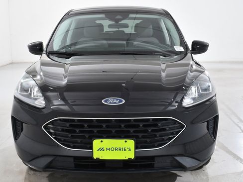 Used 2022 Ford Escape SE w/ SE Sport Appearance Package image 3