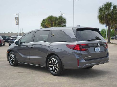 Used 2026 Honda Odyssey EX-L image 4