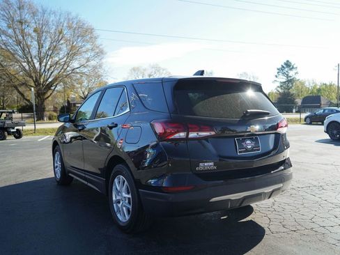 Used 2023 Chevrolet Equinox LT w/ Driver Convenience Package image 3