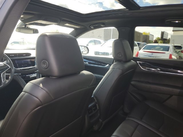 Certified 2022 Cadillac XT5 Premium Luxury AWD/4WD image 11