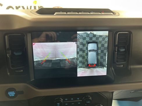 Used 2022 Ford Bronco Wildtrak image 30