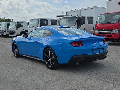 Used 2024 Ford Mustang Premium image 5