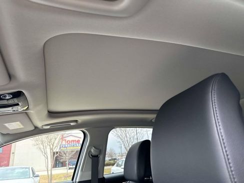 New 2026 Kia Sportage EX w/ EX Panorama Roof Package FWD image 22