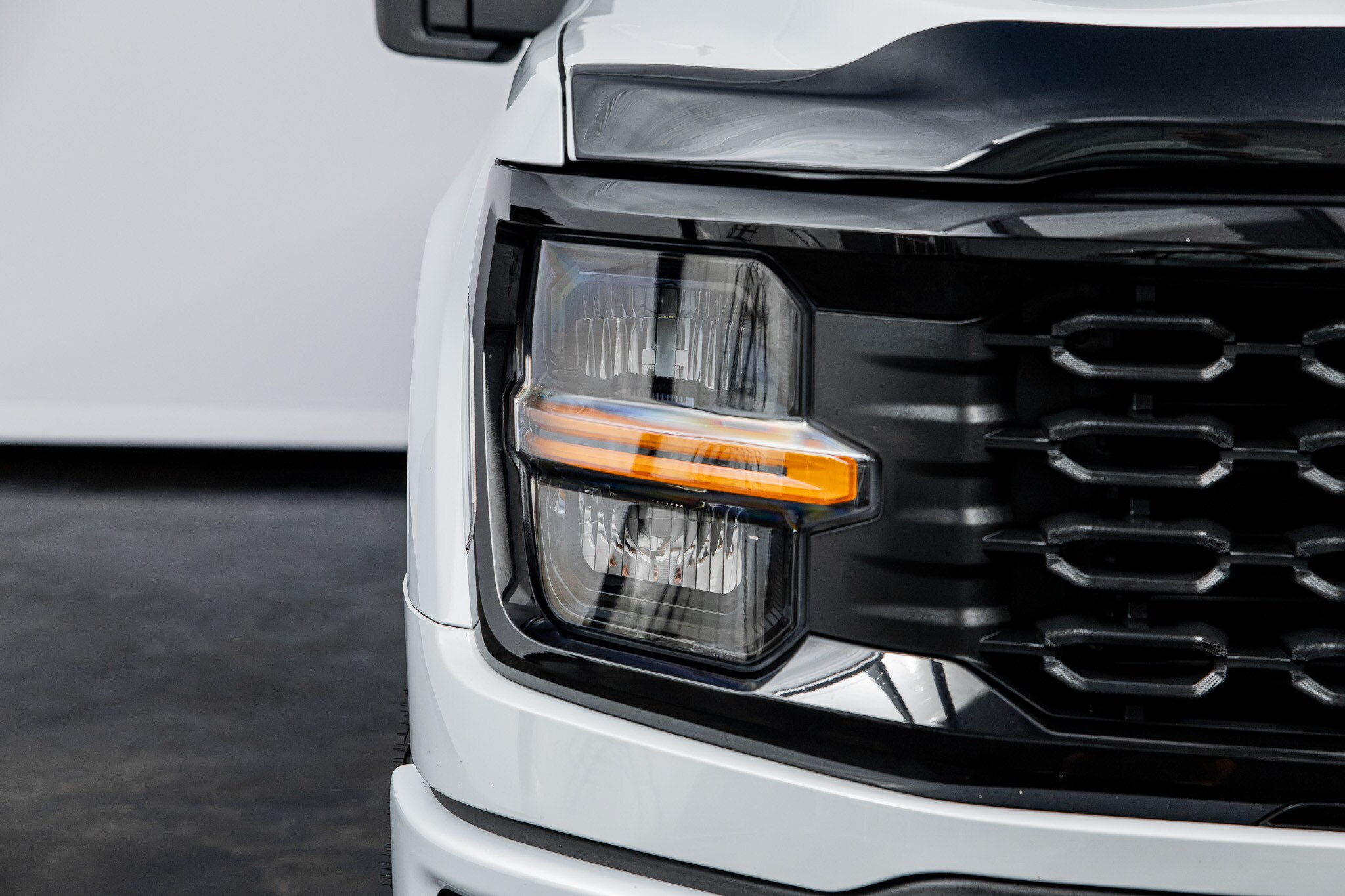 Used 2025 Ford F150 STX w/ STX Black Appearance Package AWD/4WD image 3