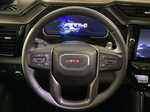 Used 2023 GMC Sierra 1500 AT4 w/ Technology Package AWD/4WD image 16