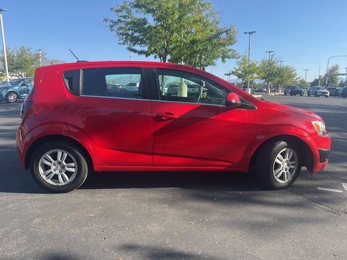 Used 2015 Chevrolet Sonic LT image 8