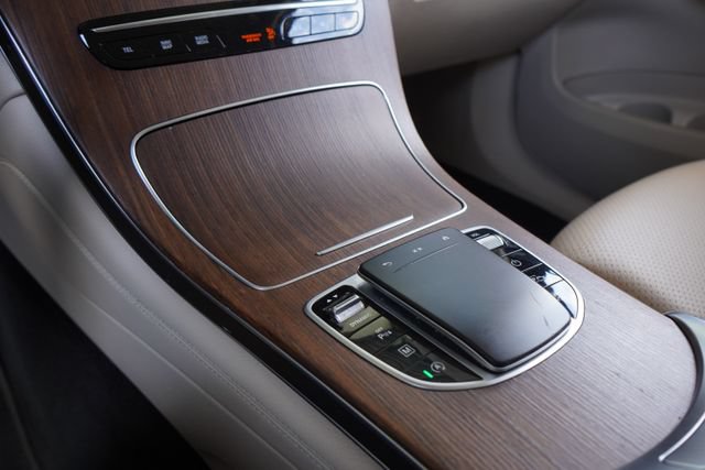 Used 2021 Mercedes-Benz GLC 300 4MATIC image 22