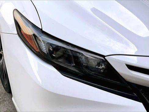 Used 2023 Toyota Camry SE image 25