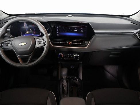 Used 2026 Chevrolet TrailBlazer LT FWD image 6