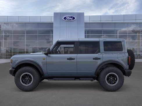 New 2025 Ford Bronco Badlands w/ Sasquatch Package AWD/4WD image 35