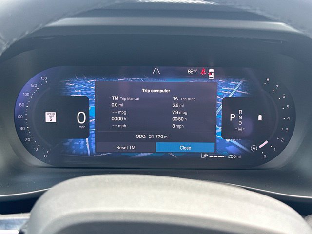 Certified 2024 Volvo XC40 B5 Core AWD/4WD image 25