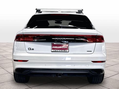 Used 2021 Audi Q8 Premium w/ Black Optic Package AWD/4WD image 7