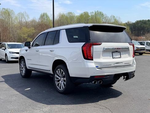 Used 2021 GMC Yukon Denali w/ LPO, Illumination Package image 6