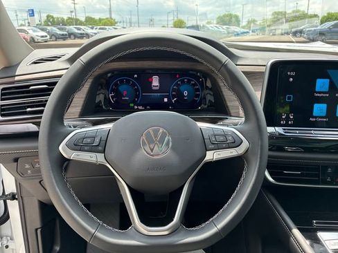 New 2026 Volkswagen Atlas SEL AWD/4WD image 12