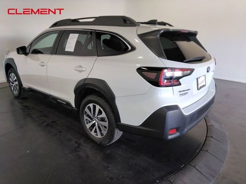 Used 2024 Subaru Outback Premium image 7